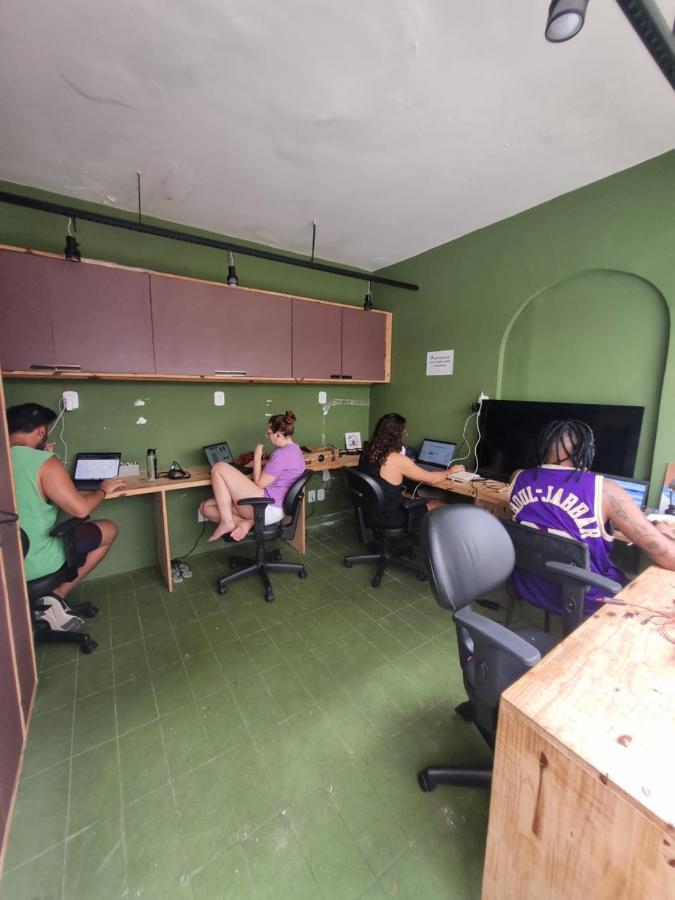 Nomads Hostel Multicultural & Coworking Сальвадор Экстерьер фото